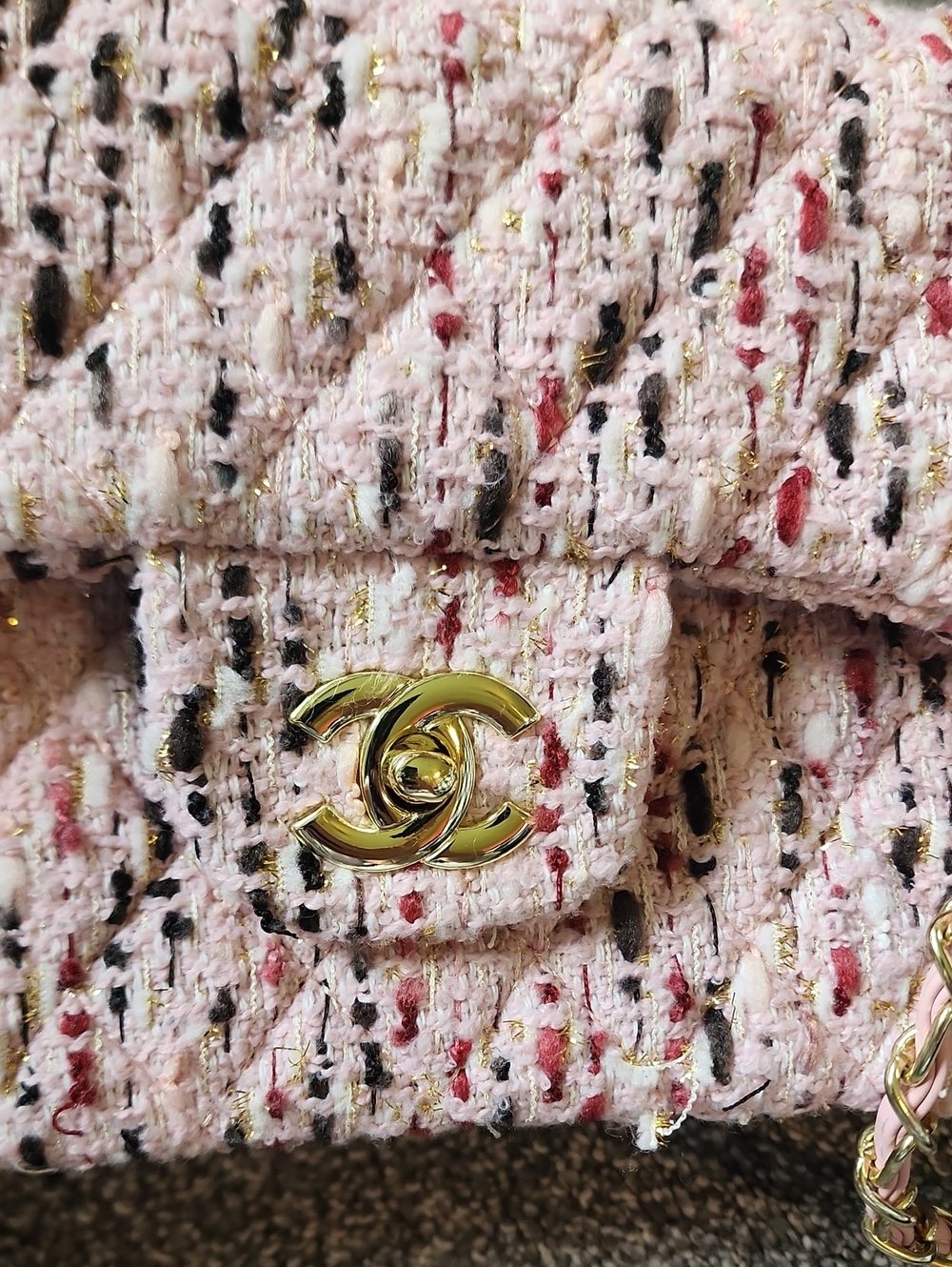 Make An Offer!Must Sell! Chanel Pink Tweed Classic Flap Shoulder Bag - Picture 3 of 4